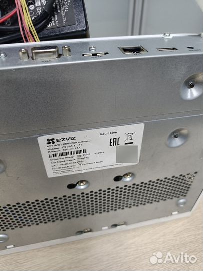 IP-видеорегистратор Ezviz Vault Live 4CH CS-X5C-4