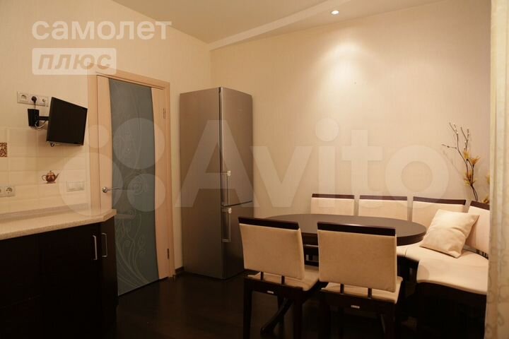 2-к. квартира, 73,2 м², 7/12 эт.