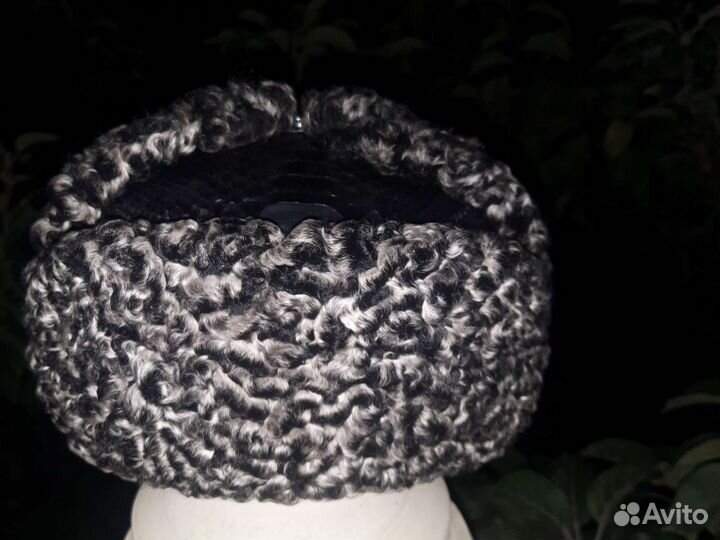 Ушанки антика с питоном