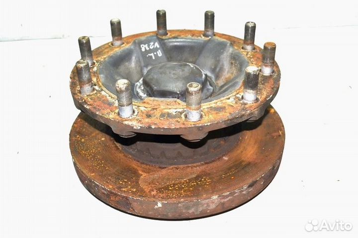 Ступица, дисковые тормоза, передний мост, левая vo