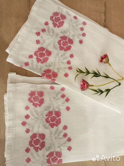 Полотенца из натурального льна с ручной вышивкой