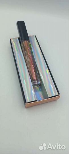 Huda beauty Liquid matte помада