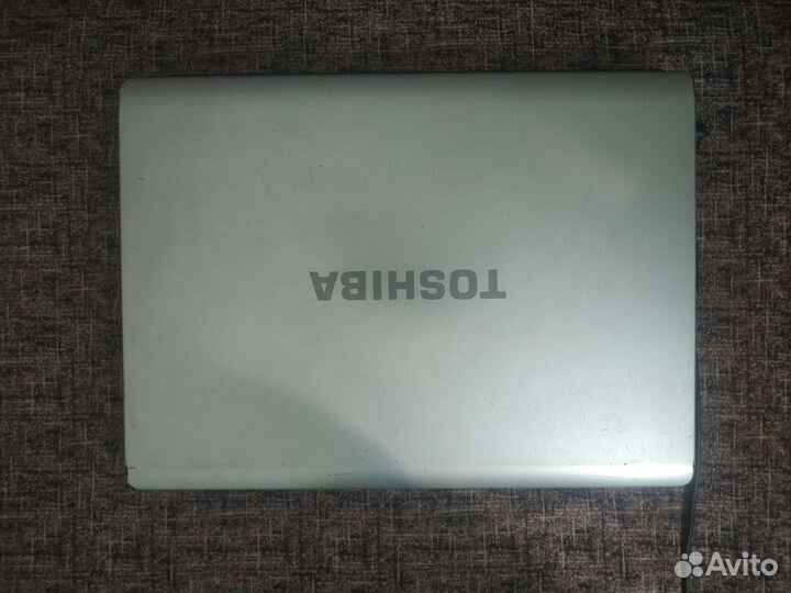 Ноутбук toshiba