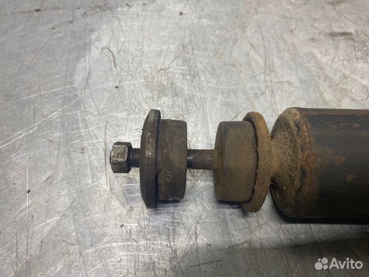 Амортизатор передний Volkswagen Transporter T4