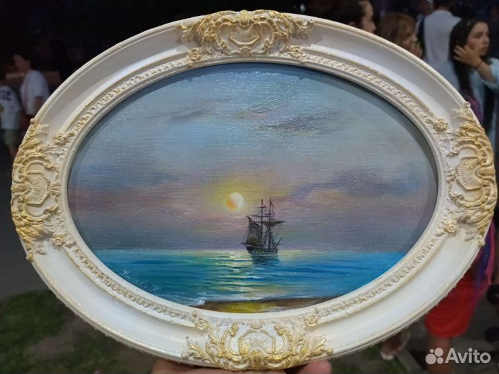 Картины маслом в овале