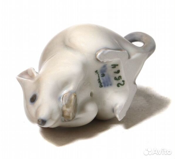 Фарфоровая фигура 