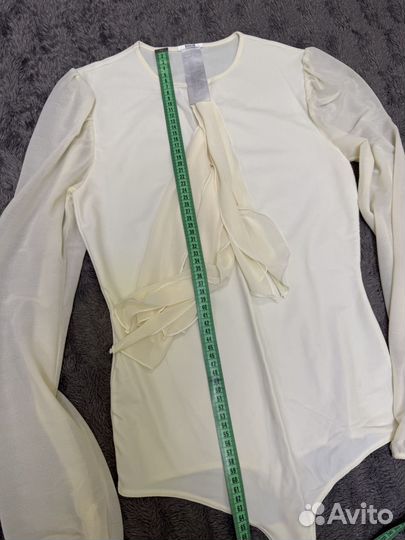 Боди бежевое