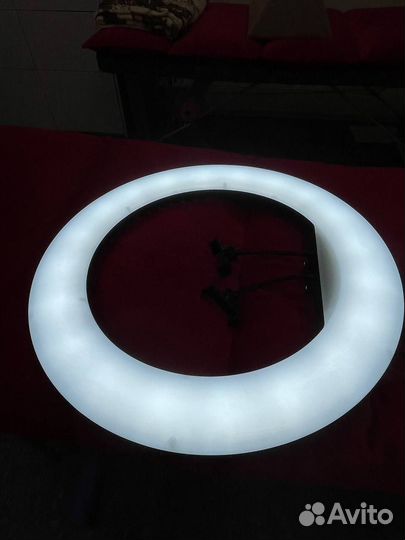 Кольцевая лампа 45 см со штативом