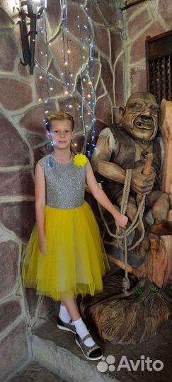 Нарядное платье для девочки