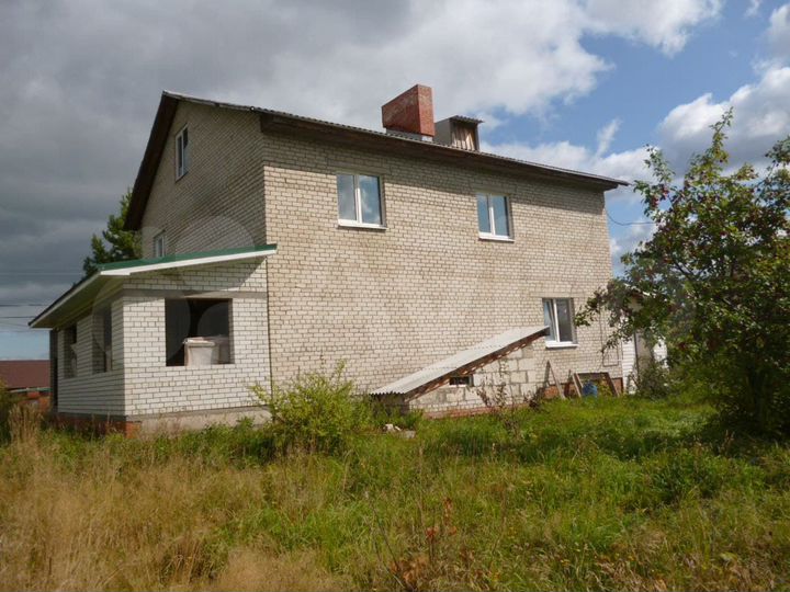 Дом 200 м² на участке 20 сот.