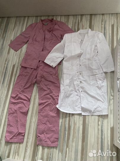 Медицинский халат и костюм