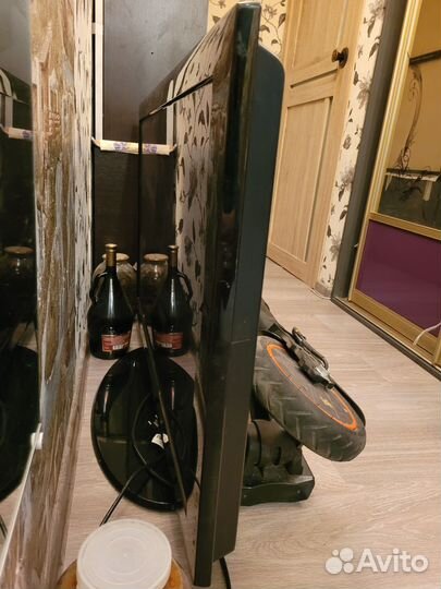 Телевизор большой рабочий