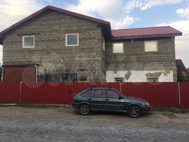 Коттедж 397,4 м² на участке 6,5 сот.