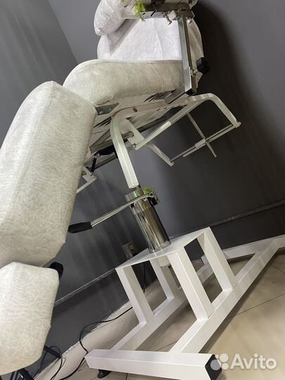 Педикюрное кресло на гидравлике бу