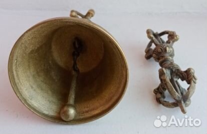 Тибетский буддийский колокольчик и ваджра