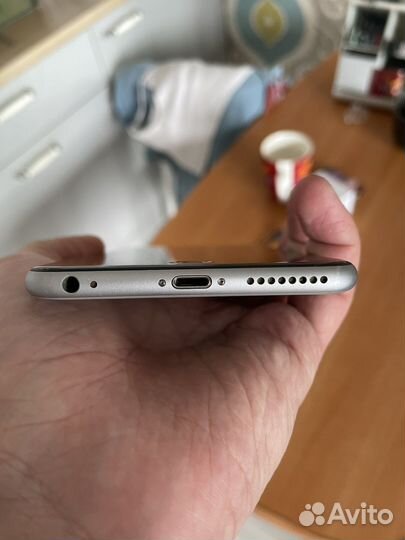 Телефон iPhone 6s plus