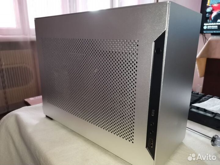 Игровой пк SFF Mini ITX I5 12600KF/RTX 4070Super