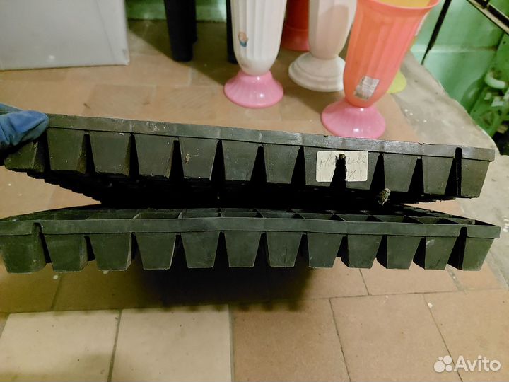 Вазы для цветов, горшки для цветов и рассады