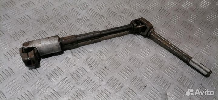 Кардан рулевой средний Audi A6 c6 C6