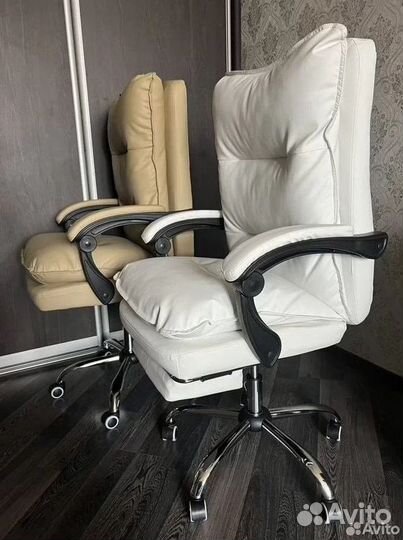 Офисное кресло (геймерское). Кресло для директора