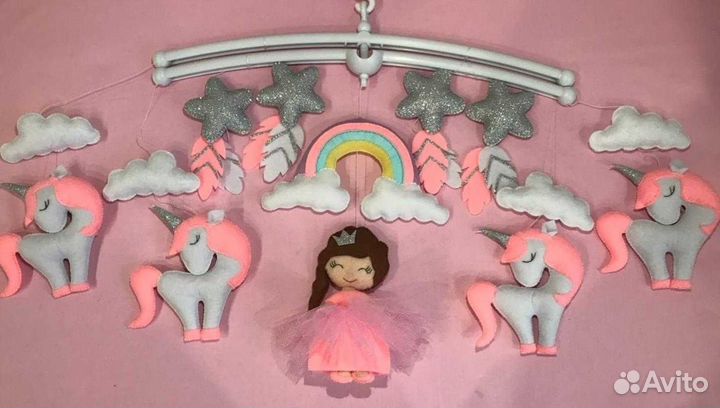 Мобиль на кроватку