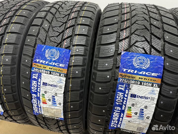 Tri Ace Snow White II Stud 245/45 R19 и 275/40 R19 102H