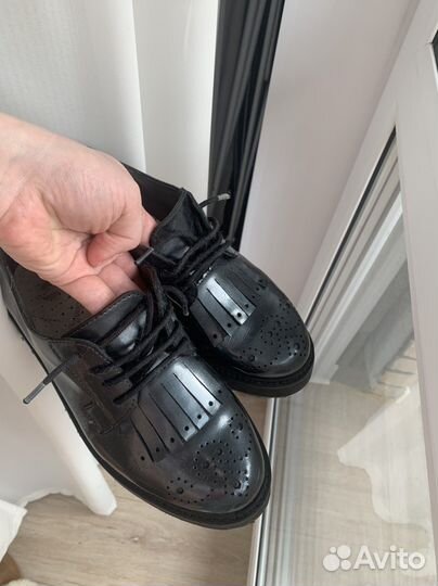 Лоферы женские