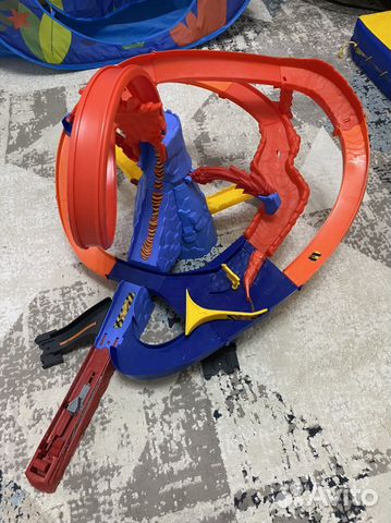 Трек Hot Wheels Вулкан