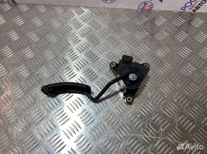 Педаль газа Renault Scenic 2