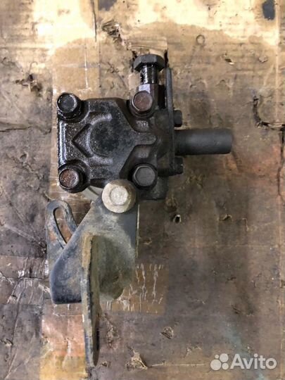 Hyundai Accent II насос гидроусилителя