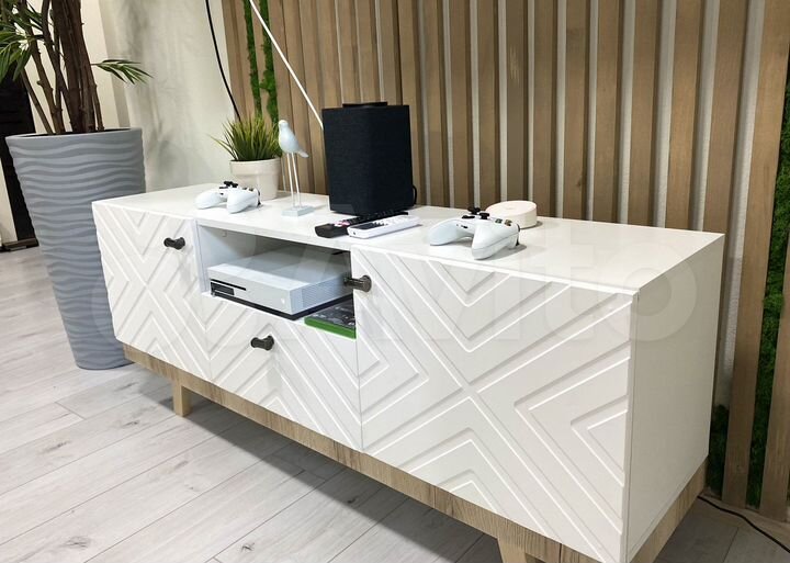 2-к. квартира, 76 м², 1/6 эт.