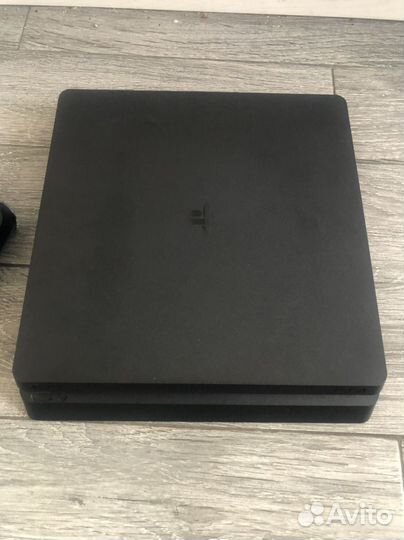 Sony PS4 slim 1tb