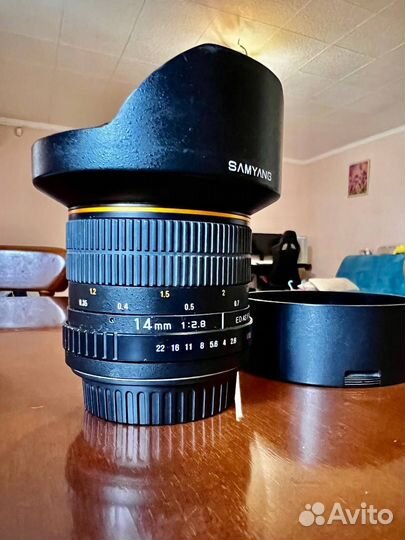 Объектив samyang 14 mm f2.8 (для canon EF)