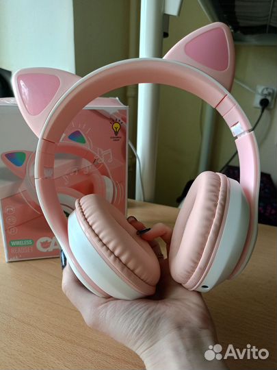 Беспроводные наушники с ушками