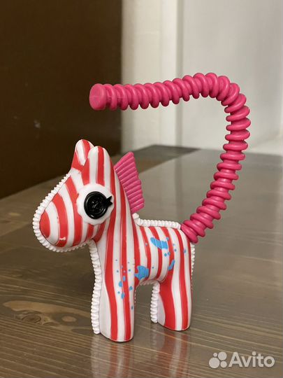 Игрушка для детей.Зебра с гнущимся хвостом
