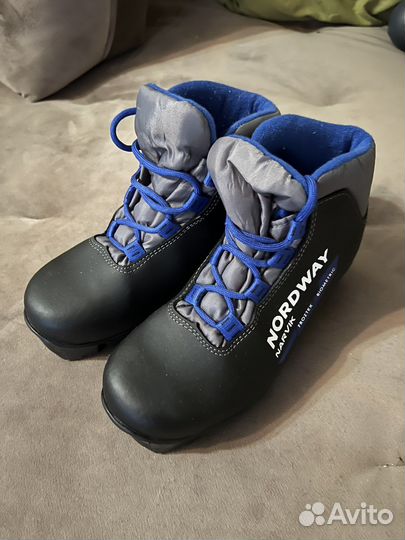 Лыжные ботинки детские