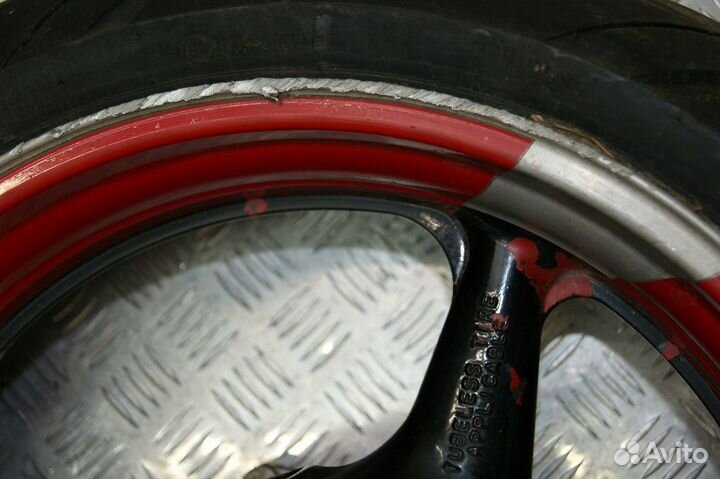 Колесо заднее (диск задний) Honda CBR954RR Firebla