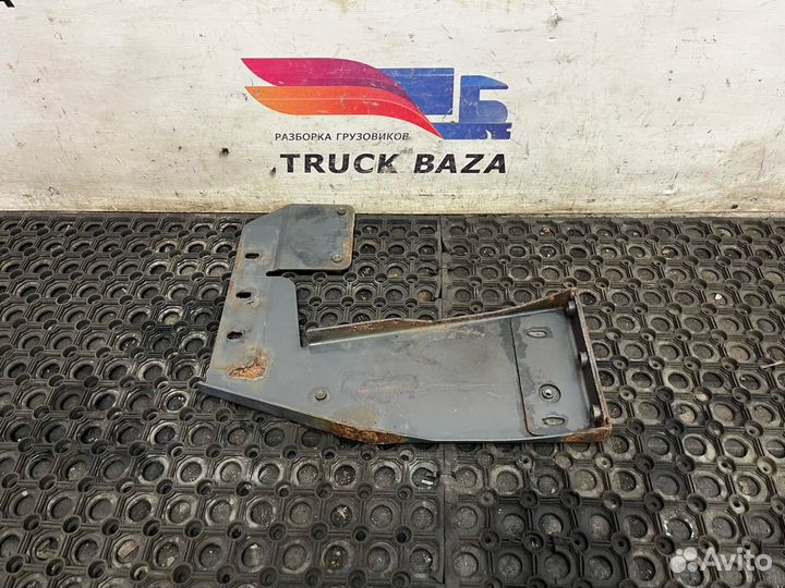 Кронштейн глушителя основного Renault Premium