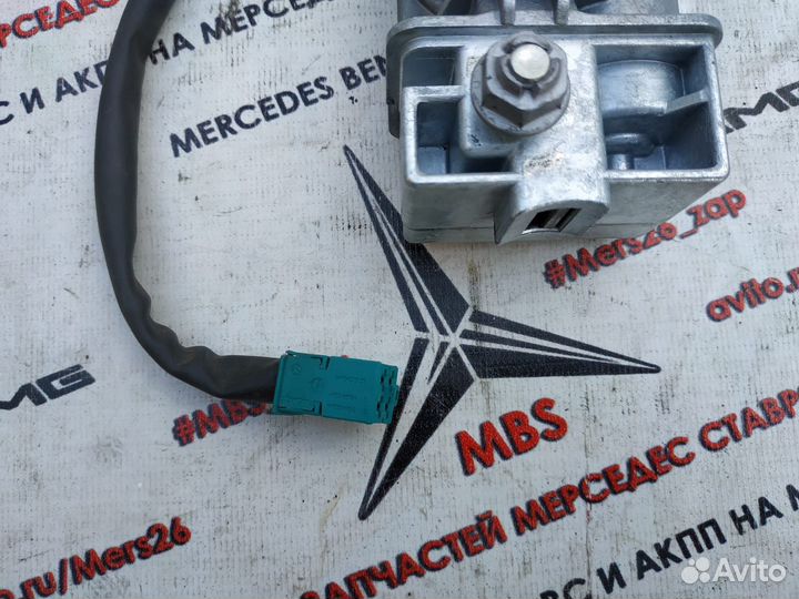 Блокировка руля w204 Mercedes