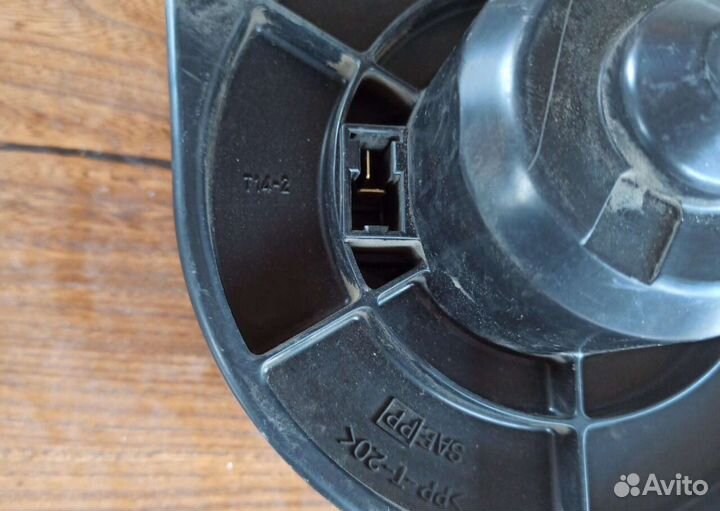 Моторчик печки Nissan Cefiro Liberty