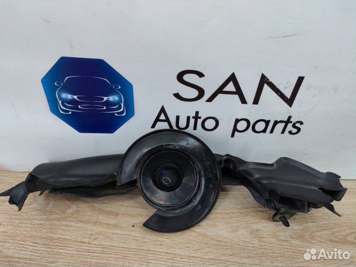 Уплотнительная резинка капота левая Bmw 3 F30