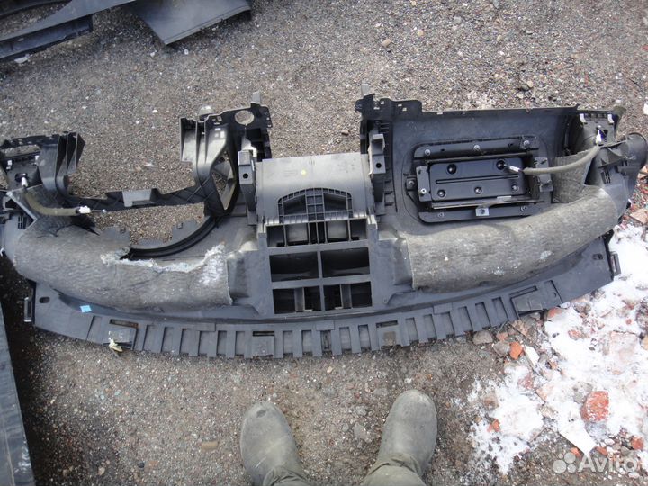 Торпедо Фольксваген Таурег