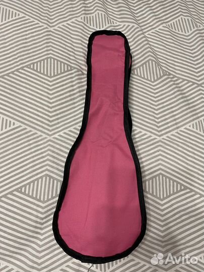 Укулеле с чехлом