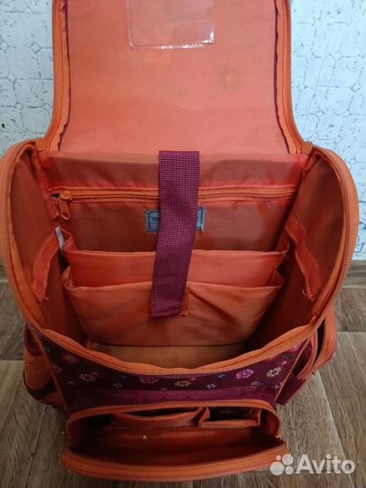 Рюкзак школьный для девочки бу