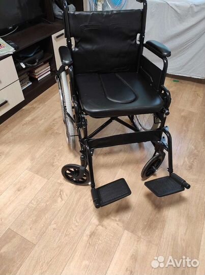 Инвалидная коляска новая