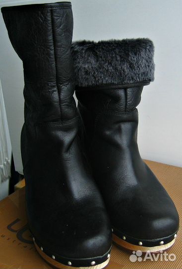 Женские сапоги UGG