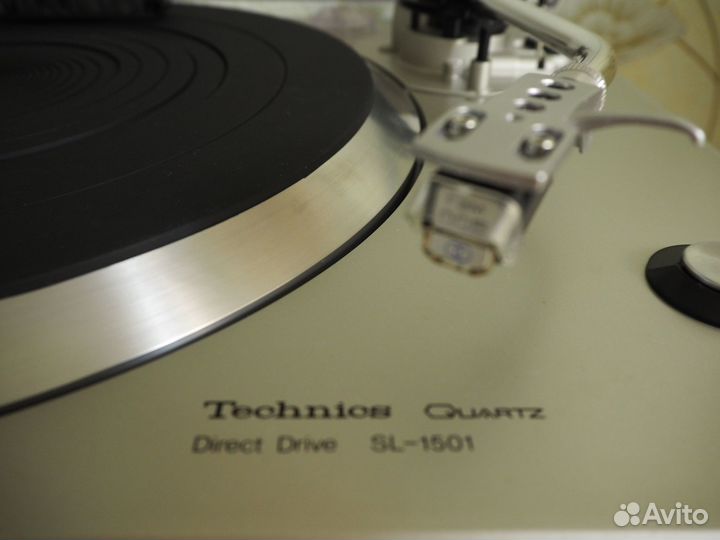 Виниловый проигрыватель technics SL - 1501