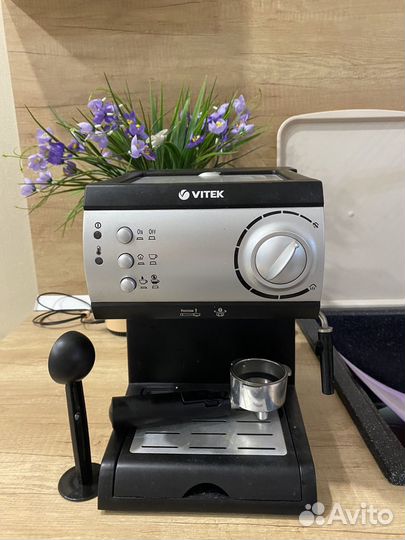 Кофеварка рожковая vitek