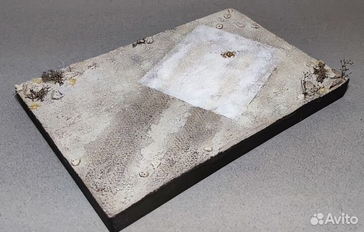 Готовая подставка и диорама Hobby Expert HE-35004