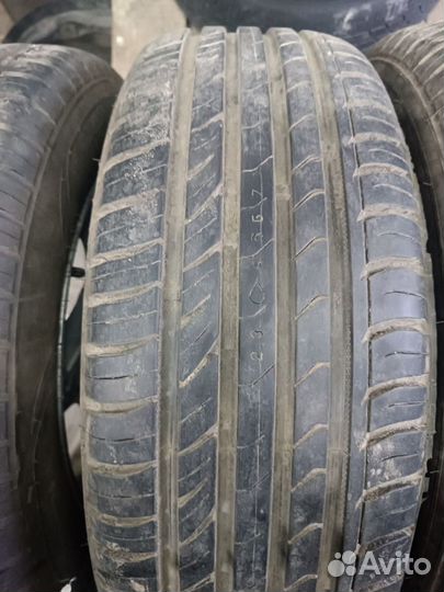 Летние колеса 205 / 65 R15 на дисках Volvo